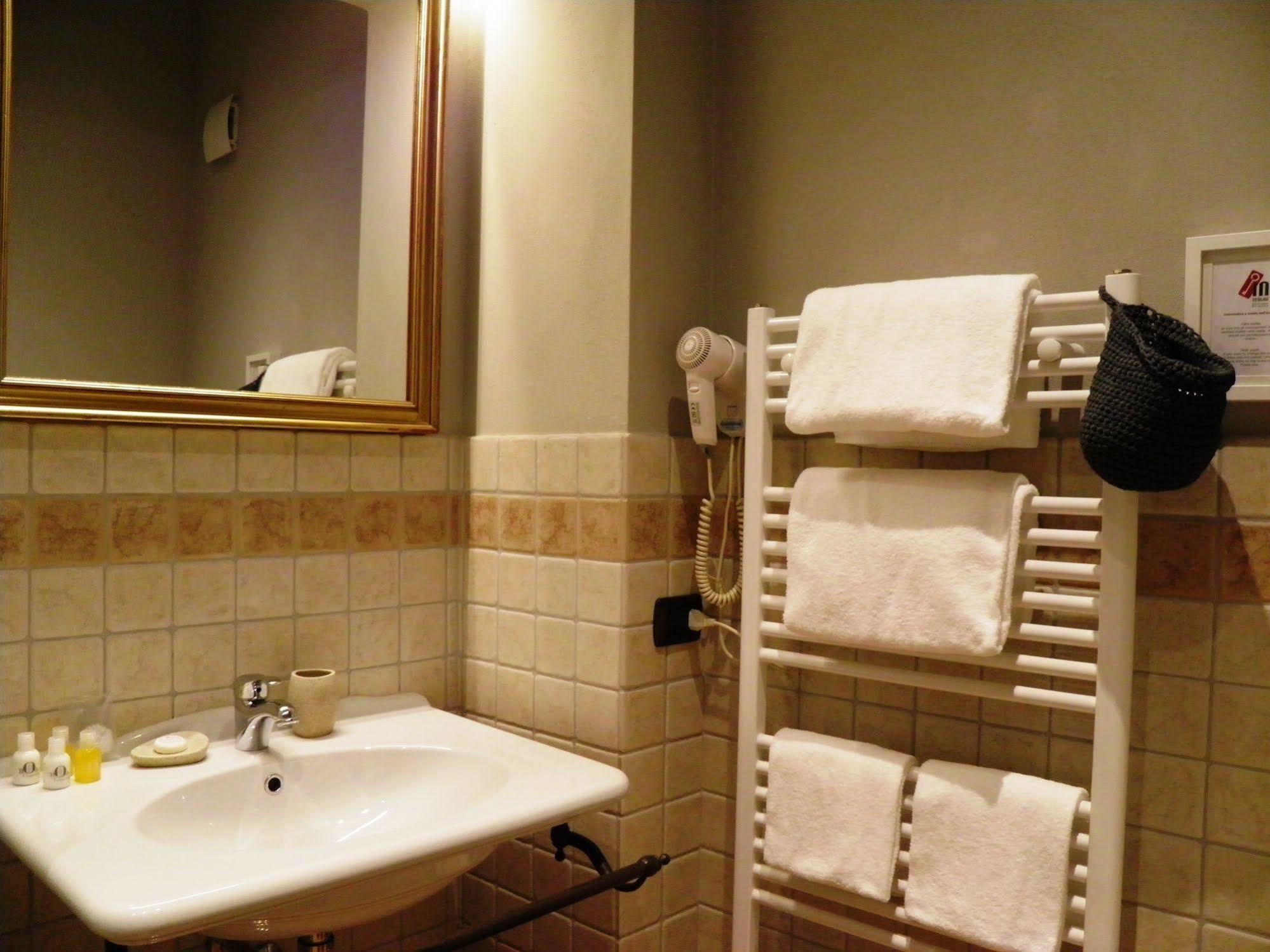 In Centro Charme Bed & Breakfast Bergamo Ngoại thất bức ảnh